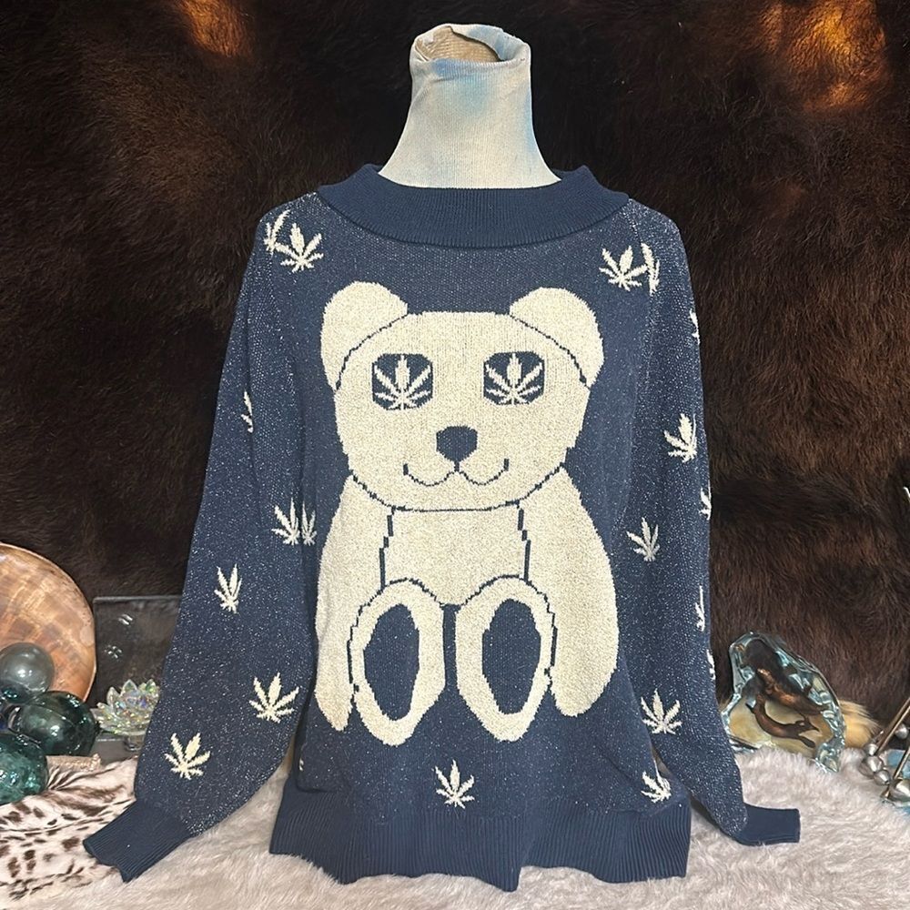 Urban Outfitters sweater S (4150)